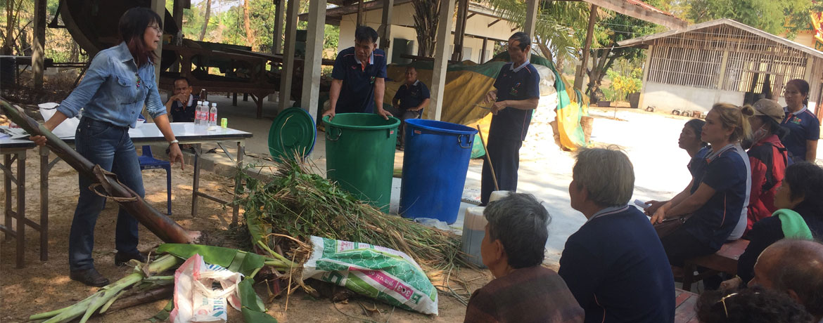 ร่วมสร้างชุมชนให้น่าอยู่ หมู่บ้านหนองผือ ตำบลสะอาดสมบูรณ์ อำเภอเมือง จังหวัดร้อยเอ็ด