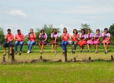 พลังเยาวชน “เดิ่นดอนยิ้ม” สืบสานภูมิปัญญาพื้นบ้าน